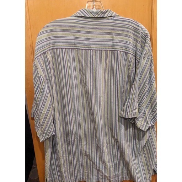 TOMMY BAHAMA Men's Button Down Shirt Size L Short Sleeve Striped 100% Silk - Picture 3 of 4